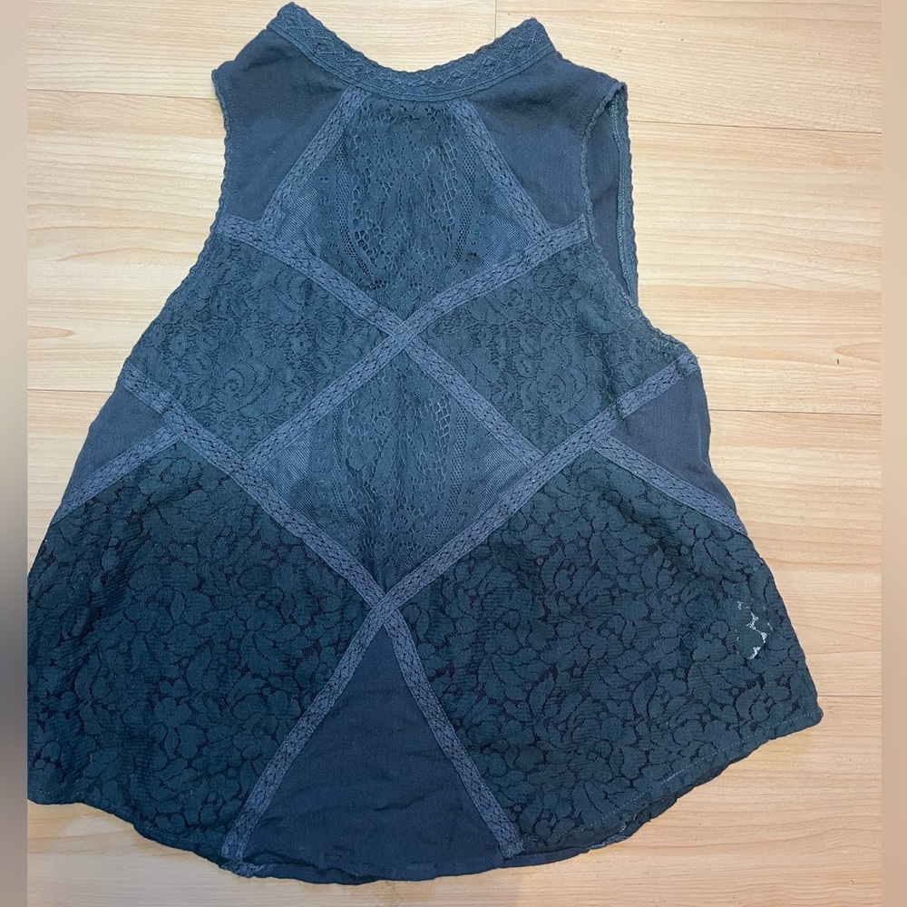 American Eagle Lace Women's Top - green